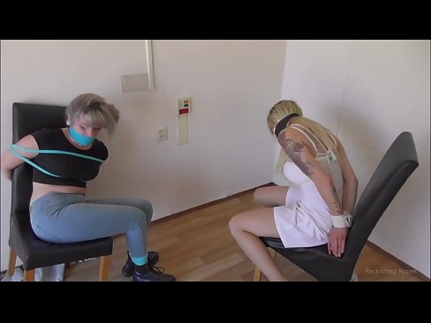 ❤️ Závislá / zviazaná a s roubíkom / dievča v núdzi ☑ Anal video na nás sk.makesexnotwar.ru